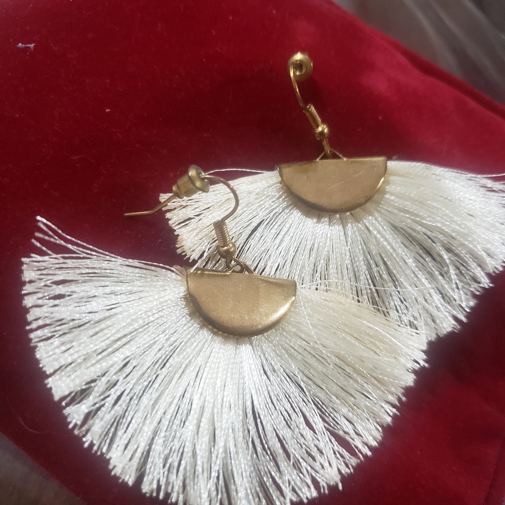 Earings